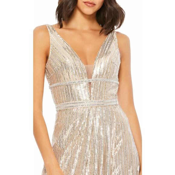 Mac Duggal silver gold stunning gown. Size 14 HARD TO FIND - Picture 1 of 3